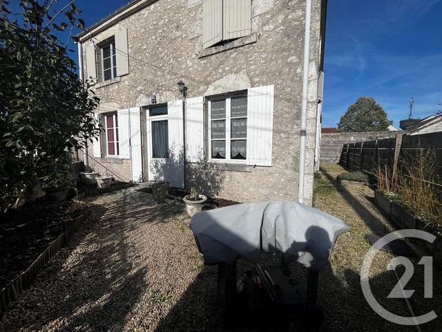 Appartement F4 à vendre - 4 pièces - 99.0 m2 - BEAUGENCY - 45 - CENTRE - Century 21 Néré Immobilier